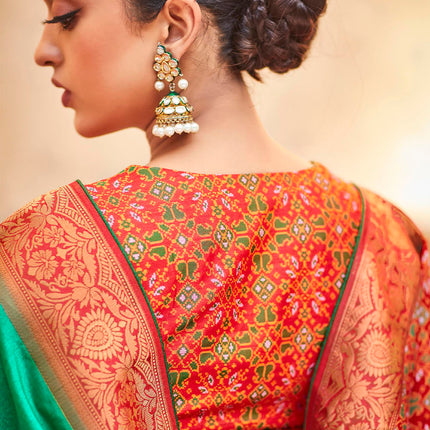 Psychedelic Green Fashionable Woven Patola Silk Saree