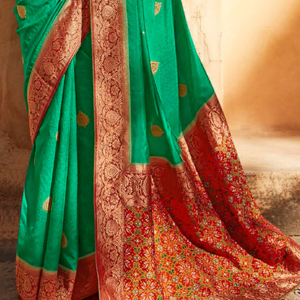 Psychedelic Green Fashionable Woven Patola Silk Saree