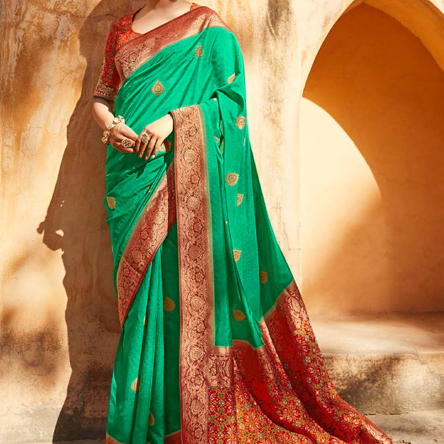 Psychedelic Green Fashionable Woven Patola Silk Saree