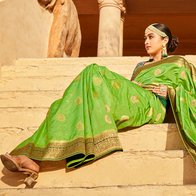 Lush Green Fashionable Woven Patola Silk Saree