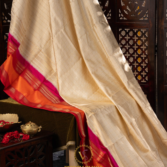 Pure Patola Saree-VSPA04