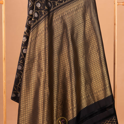 Kanchipuram Silk Saree-VSKP96