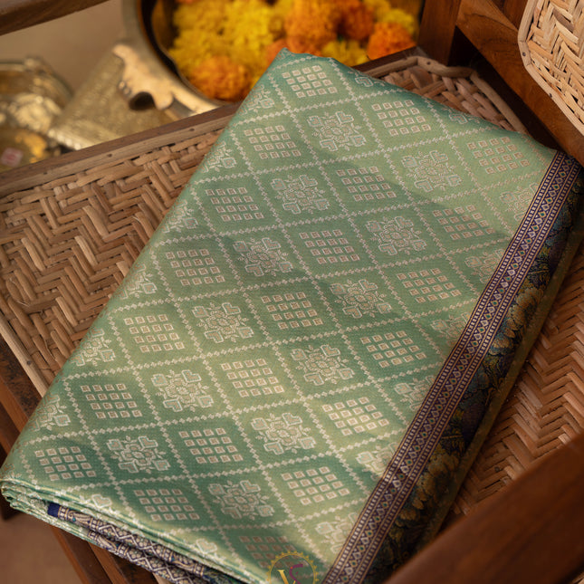 Kanchipuram Silk Saree-VSKP80