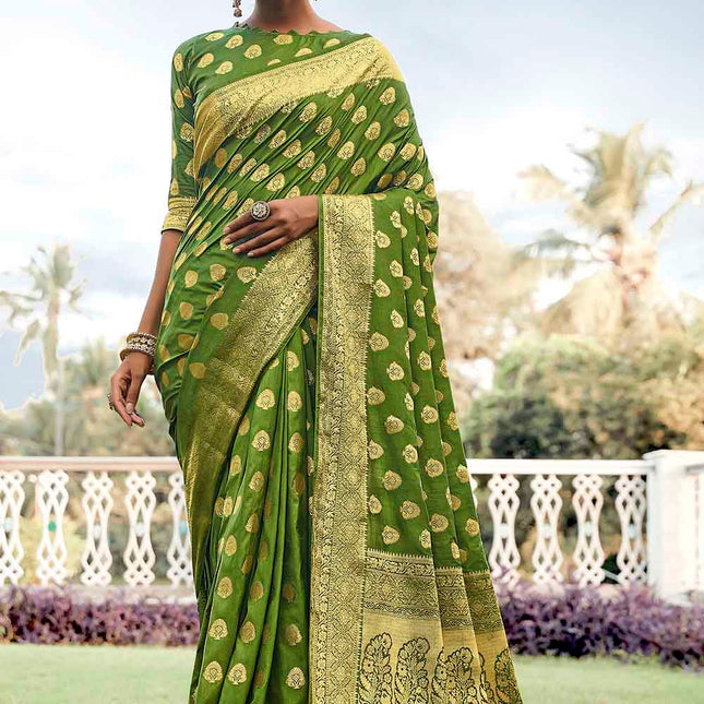 Crisp Green Woven Zari Design Stylish Banarasi Silk Saree